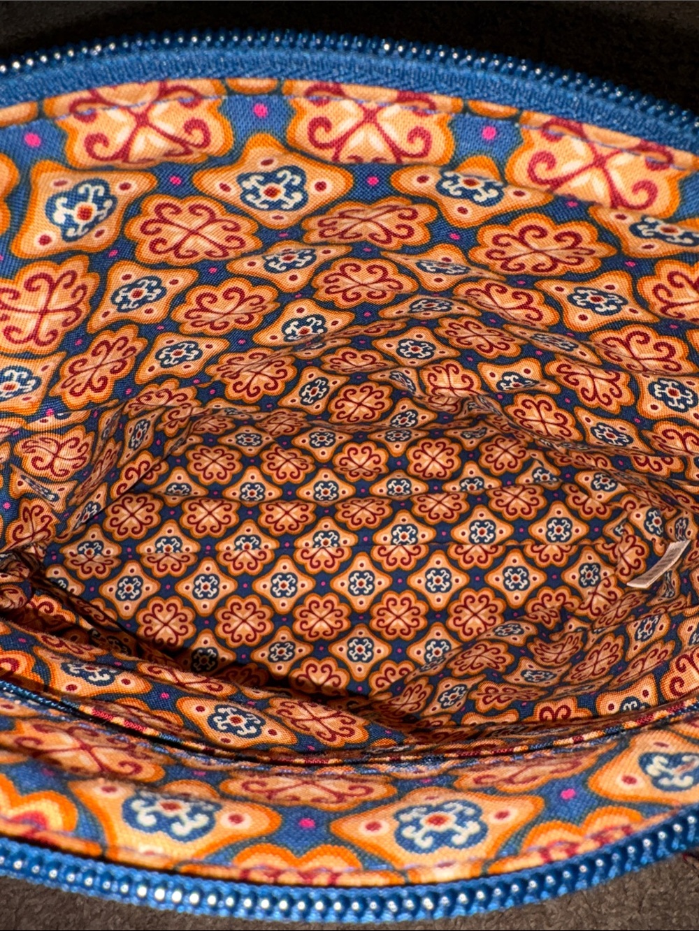 NWT-Vera Bradley-Bunch of 🐻 Bears 🧸Original Zip Hipster Crossbody Bag-$80 - Picture 10 of 16